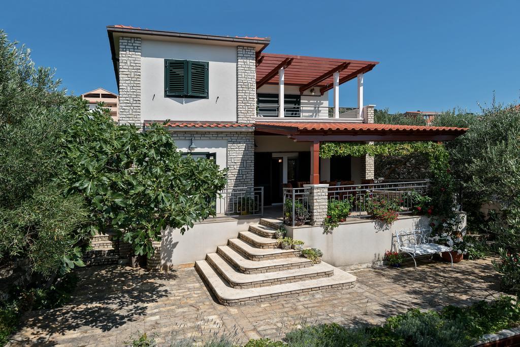 Apartman Roza Рогозница Экстерьер фото